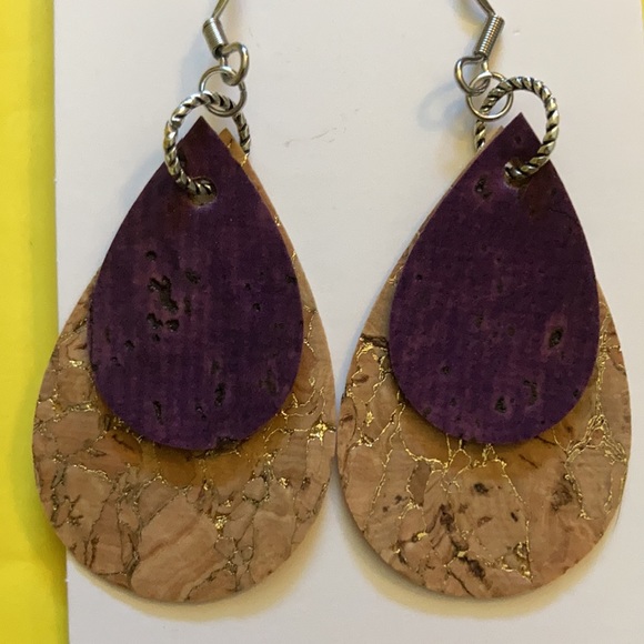 Handmade Genuine Cork Earrings - Picture 2 of 3
